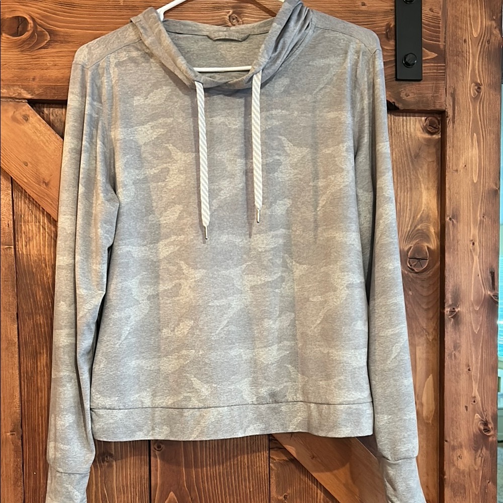 Vuori Halo Essential Gray Camo Hoodie
